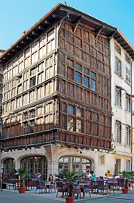 La maison de bois - Agrandir l'image (fenêtre modale)