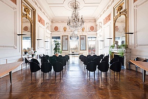 Agrandir l'image, fenêtre modale - Le salon des mariages à l'Hôtel de Ville de Mâcon